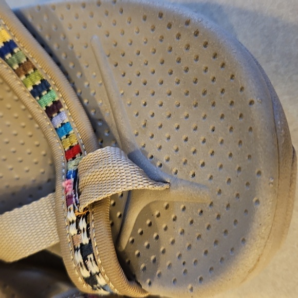 Skechers Tan Sandals - Picture 2 of 11